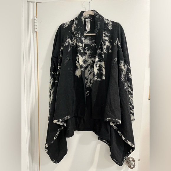 Yoana Baraschi Black/White Open Front Sweater Sz. XS - Picture 1 of 5